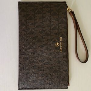 Michael Kors Large Wristlet